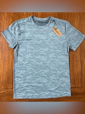 NOBULL Men's Heathered Blue Camo Tee - Medium, NWT
